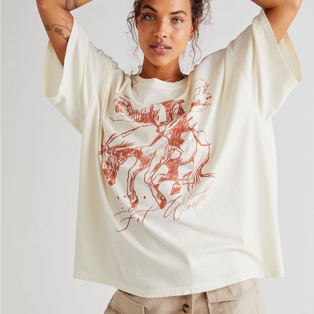 Daydreamer Cream Tee with Rust Rodeo Graphic - Picture 6 of 8